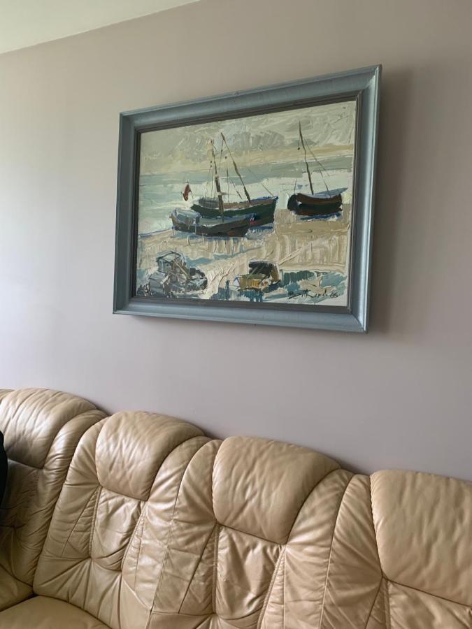Art Residence Jūrkalne Kültér fotó